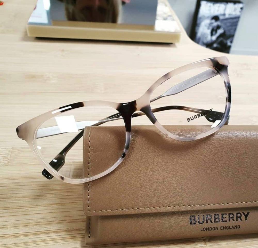 Lunettes Burberry-optique-port-louis (3)